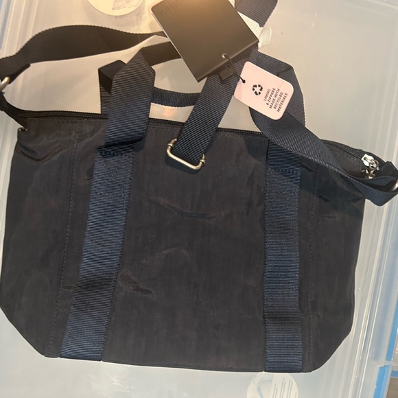 Baggallini Navy Duffel Bag - Picture 3 of 4